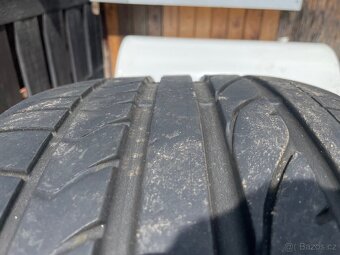 2x Letní pneu Bridgestone 275/40 R20 - 5