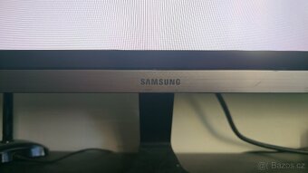 4K Samsung 28 palcu - 5