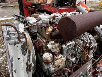 motor zetor 4001 - 5