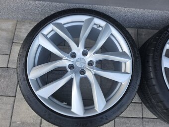 21" letní kola Arachnid Tesla model S - 5