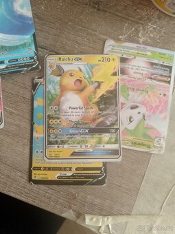 kartičky Pokémonů - 5