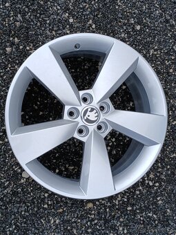 Nový orig alu disk Rapid, Fabia 7J 17" ET46 - 5