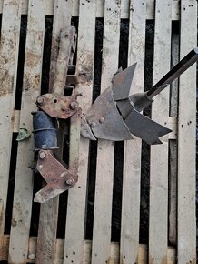 Sekce na plecku - 5
