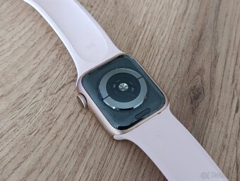 Apple Watch 4 40mm Rose Gold - 5