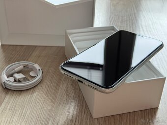 Apple iPhone Xr 64Gb White / Bílý - 5