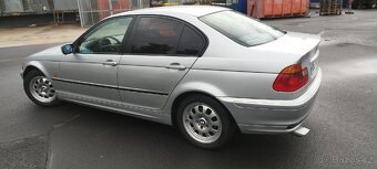 BMW - 5
