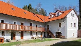 Půvabný mlýn s rybníky, lesy, pastvinami, 5 apartmanů - 5