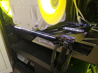Sapphire NITRO+ Radeon Rx 5700 xT 8gb - 5