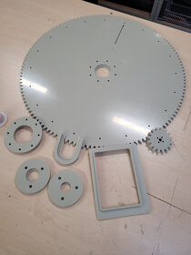 CNC Frezka 1600 x 4100mm s možností vákuového držení plastu - 5