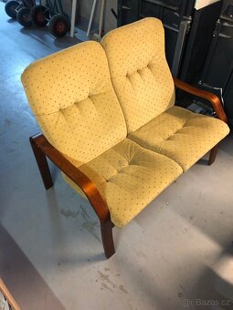 Retro sedacka na renovaci - 5