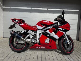 Yamaha R6 - 5