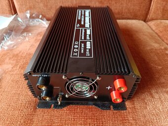 Měnič napětí/invertor DC12V na AC220V/2000W/4000W - 5