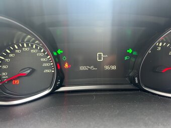 Prodàm Peugeot 308 1.6 85 kw 2014 - 5