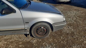 Renault 19 - 5