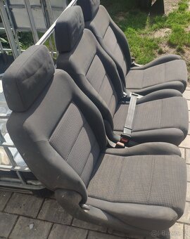 Zadní sedačky VW Sharan - 3 kusy, levá, pravá, prostřední - 5