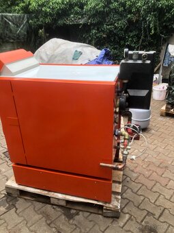 Prodám kotel na olej 22 KW - 5