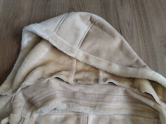 Dámský kabátek s kožíškem vel 46 - 5