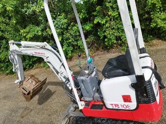Minibagr Takeuchi 900kg. Rozsirovaci - 5