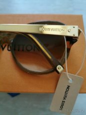 Sluneční brýle značky Louis Vuitton - 5
