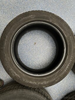 Dunlop 215/55 R16 - 5