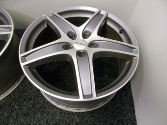 Alu kola 8,5x19 ET35 5x112x76/66,45 na Audi, Škoda atd. - 5