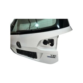 Páté dveře bíla metalíza LC9A VW Golf 7 2017 - 5