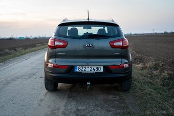 Kia Sportage 2.0 CRDi 100 kW AWD – automat, tažné, po servis - 5