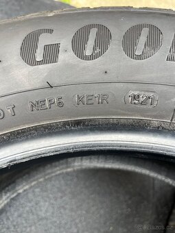 Pneumatiky 255/55/R19 107v Good year vector4seasons - 5