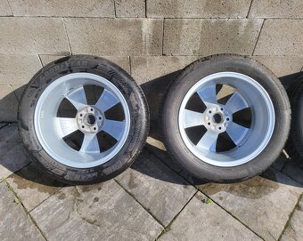 Letní sada R17 superb 5x112 215/55/17 - 5