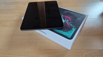 Apple iPad 11 512GB mod. A1934 WiFi + SIM + Apple klávesnice - 5