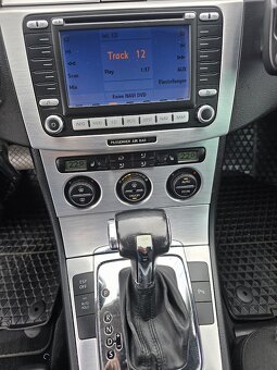 VOLKSWAGEN PASSAT VARIANT r.2008, 103kW - 5