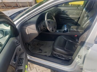 Ford Taurus 3.0 benzín V6 USA - 5