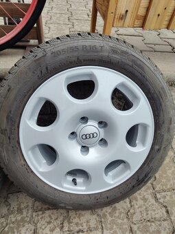 ALU disky originál Audi 5x112 r16 zimní pneu - 5