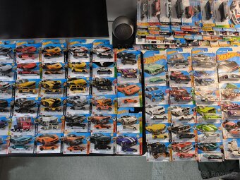 Hot Wheels sbírka - 5