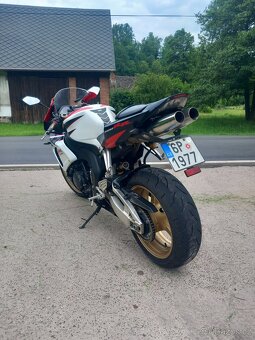Honda CBR 1000 RR - 5