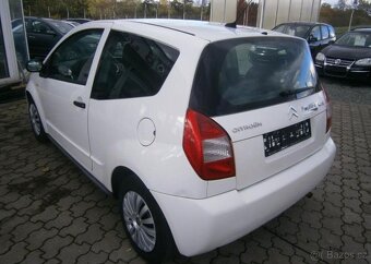 Citroën C2 1.1i serviska,2x kola benzín manuál 44 kw - 5