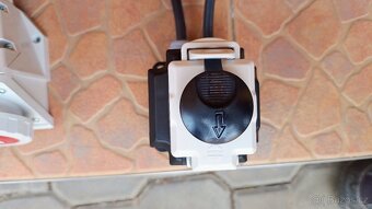 Prodám spínač tripus 207P078.01 - 5