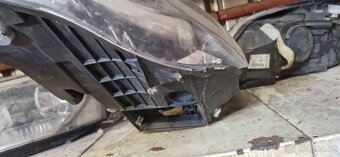 Leve predni svetlo vw passat b6 bi xenon - 5