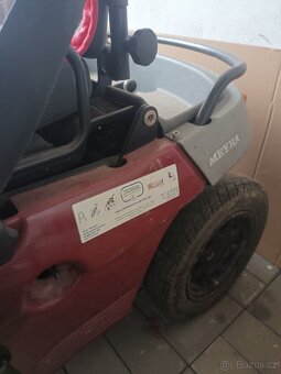 Invalidní vozík - elektrický - 5