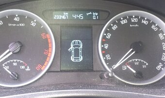 Fabia 1,6 r.v. 2007 - 5