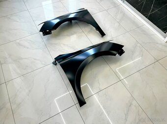 PŘEDNÍ BLATNÍKY ŠKODA FABIA 3 / POZINK / ZASÍLÁME - 5