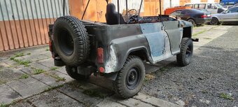 Uaz 469 - 5