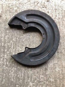 Volkswagen T5 držák motoru, kroužek volantu, brzdový štít - 5