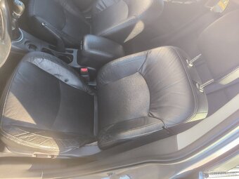 Citroën C4 Aircross Exclusive 1.8 HDi, 110 kW, 2012 - 5