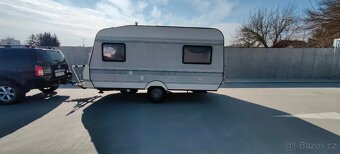 Karavan hobby 420 Deluxe + solar - 5