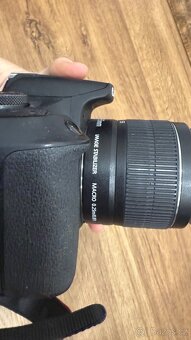 Canon Eos 2000D - 5