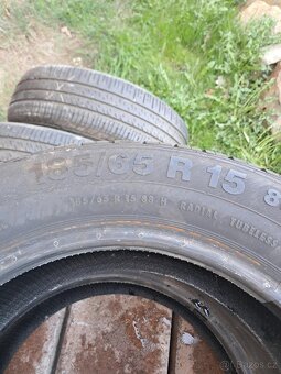 pneu 185/65/15 - 5