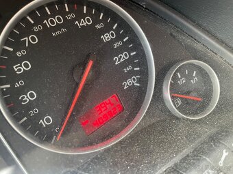 Audi a4b6 avant - 5