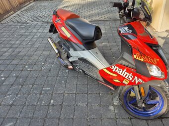 Prodám skútr Aprilia SR 50 - 5