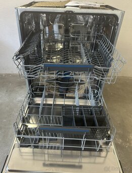 myčka ELECTROLUX plně vestavná 60 šířka -JAKO NOVÁ- - 5
